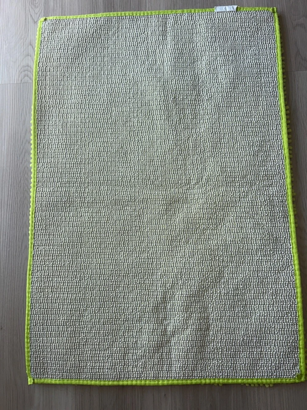 Plush Chenille Throw Rug NWOT Lime Green Bath Mat Shaggy Soft Absorbent